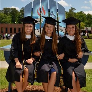 Meet your Posher, Jillian